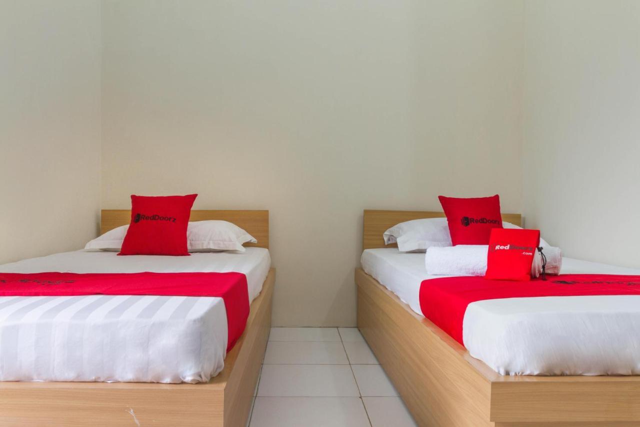 Reddoorz Near Universitas Siliwangi Tasikmalaya Otel Dış mekan fotoğraf